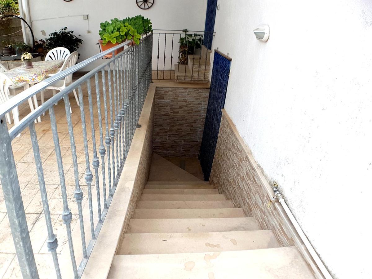 Oikia Vacanze Uggiano La Chiesa Casa Dante מראה חיצוני תמונה