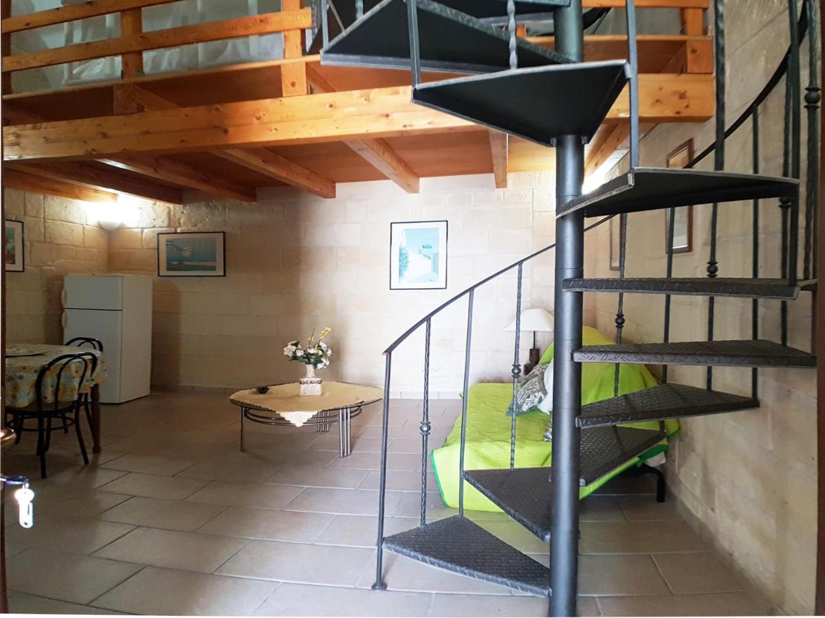 Oikia Vacanze Uggiano La Chiesa Casa Dante מראה חיצוני תמונה