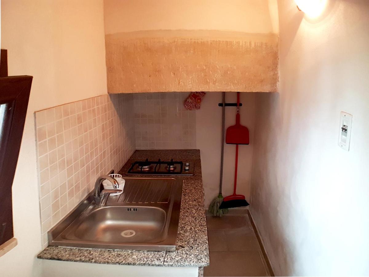 Oikia Vacanze Uggiano La Chiesa Casa Dante מראה חיצוני תמונה